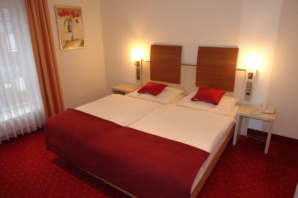 Hotel Restaurant Struemper Hof Meerbusch Zewnętrze zdjęcie