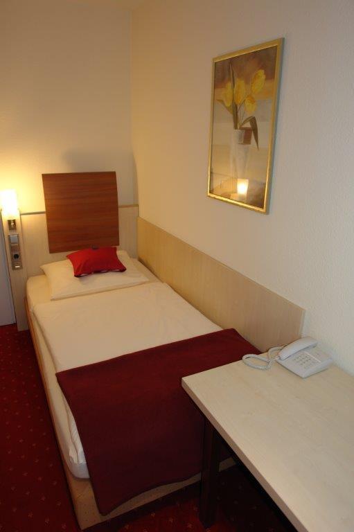 Hotel Restaurant Struemper Hof Meerbusch Zewnętrze zdjęcie